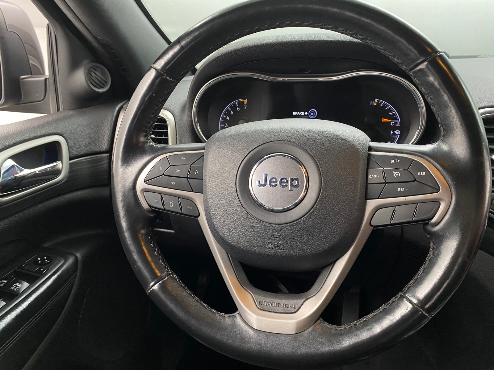 Thumbnail: 2020 Jeep Grand Cherokee - 5