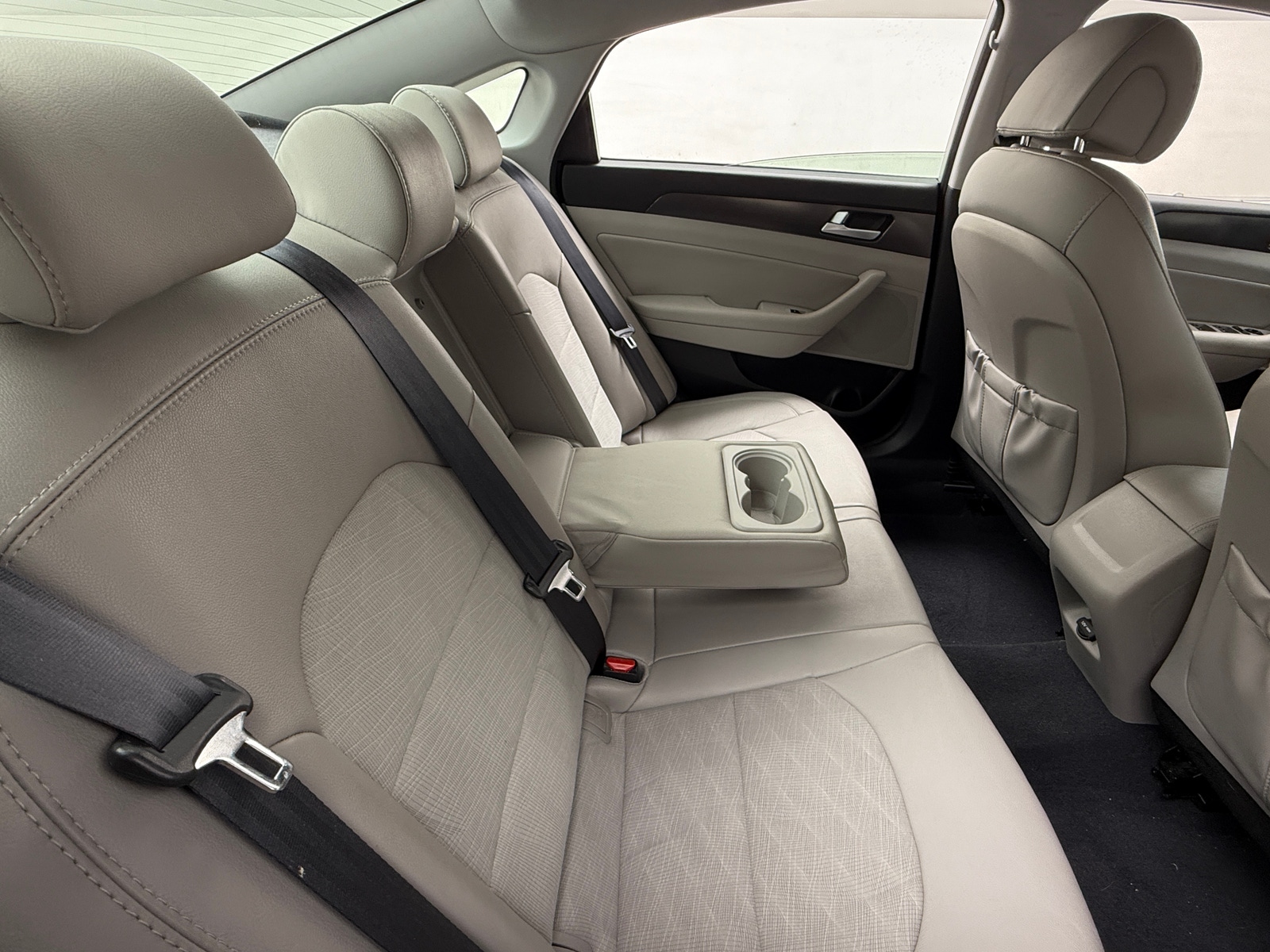 Thumbnail: 2015 Hyundai Sonata - 6