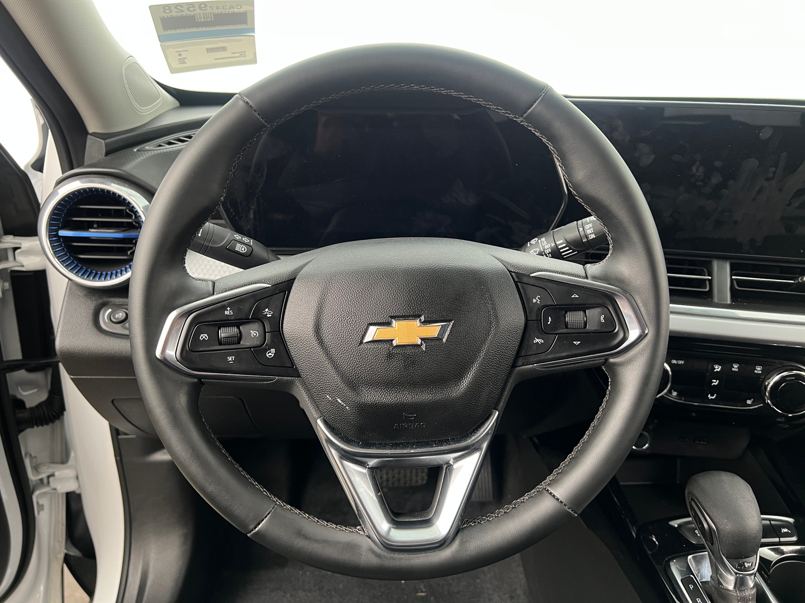 Thumbnail: 2024 Chevrolet Trax - 5