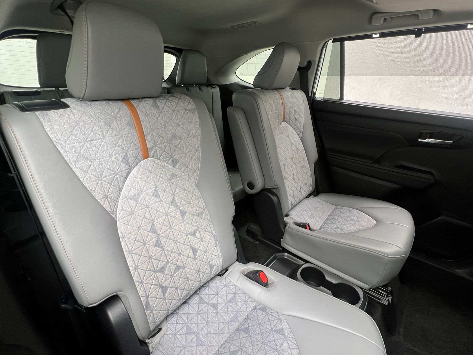 Thumbnail: 2023 Toyota Highlander - 5