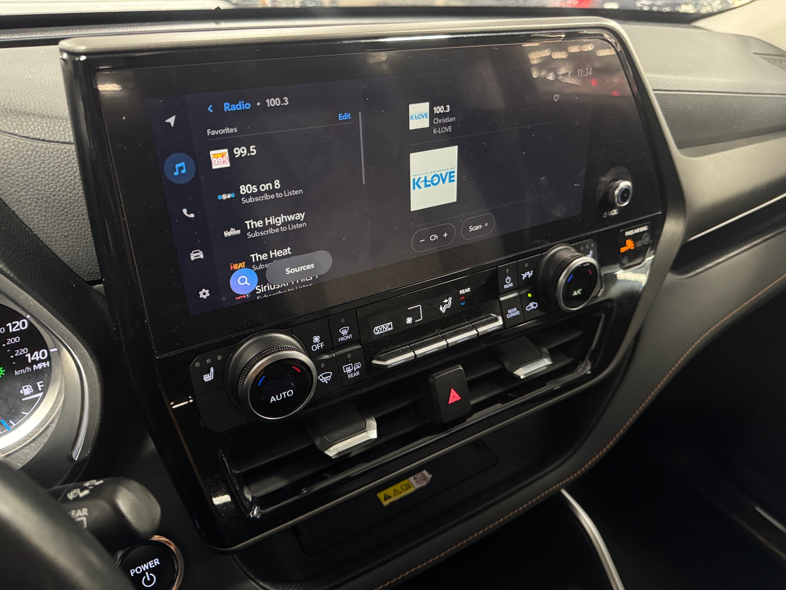 Thumbnail: 2023 Toyota Highlander - 3