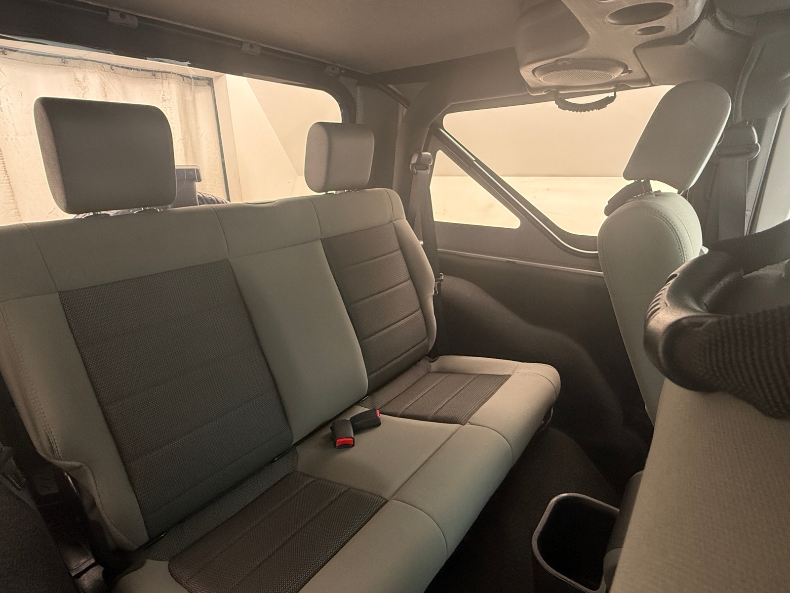 Thumbnail: 2010 Jeep Wrangler - 6