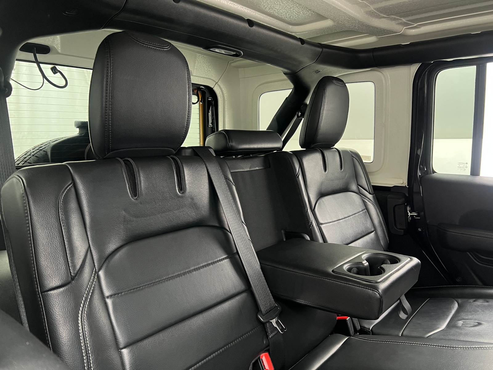 Thumbnail: 2023 Jeep Wrangler - 6