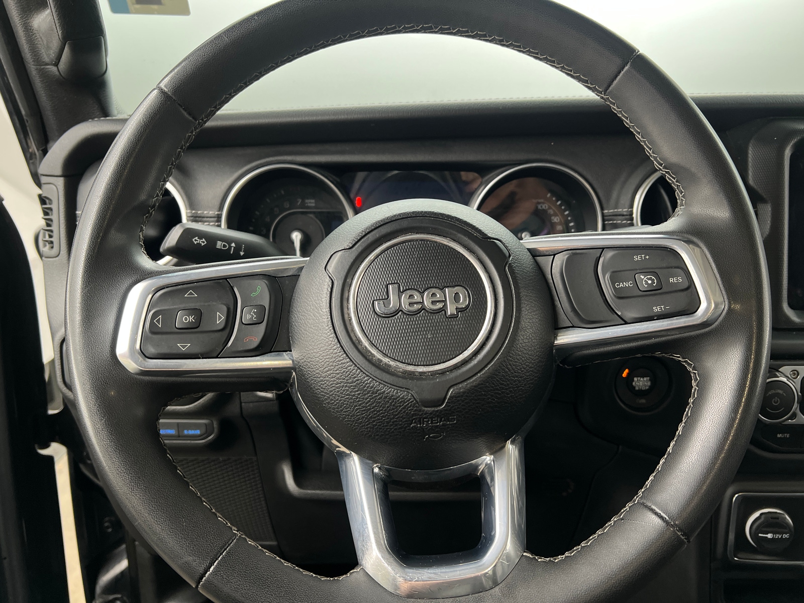 Thumbnail: 2023 Jeep Wrangler - 5
