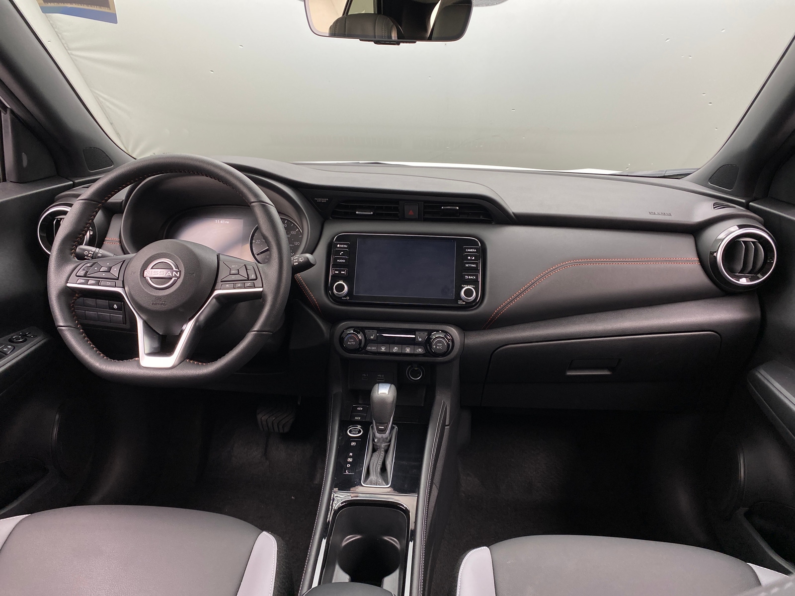 Thumbnail: 2023 Nissan Kicks - 2