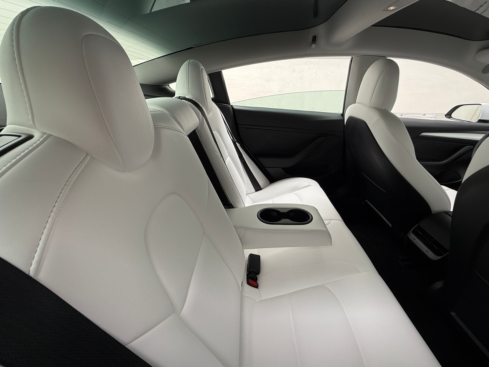Thumbnail: 2022 Tesla Model 3 - 5
