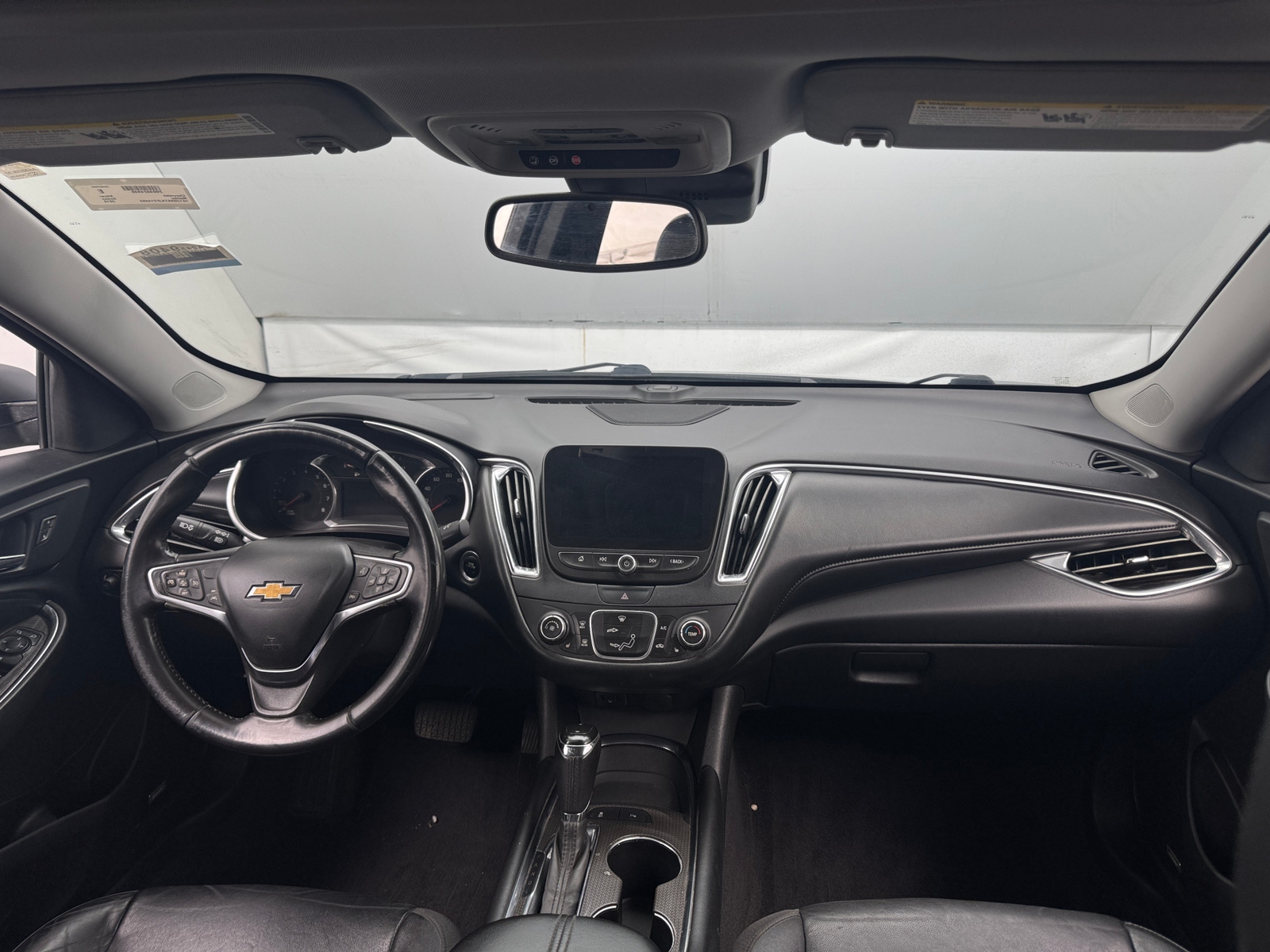 Thumbnail: 2018 Chevrolet Malibu - 3