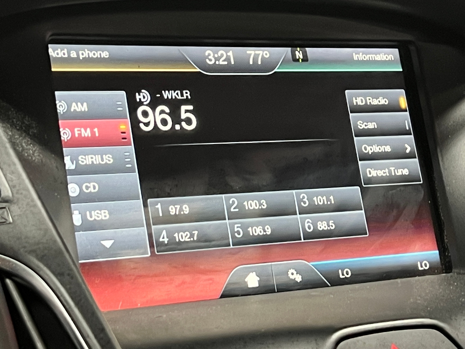 Thumbnail: 2015 Ford Focus - 3