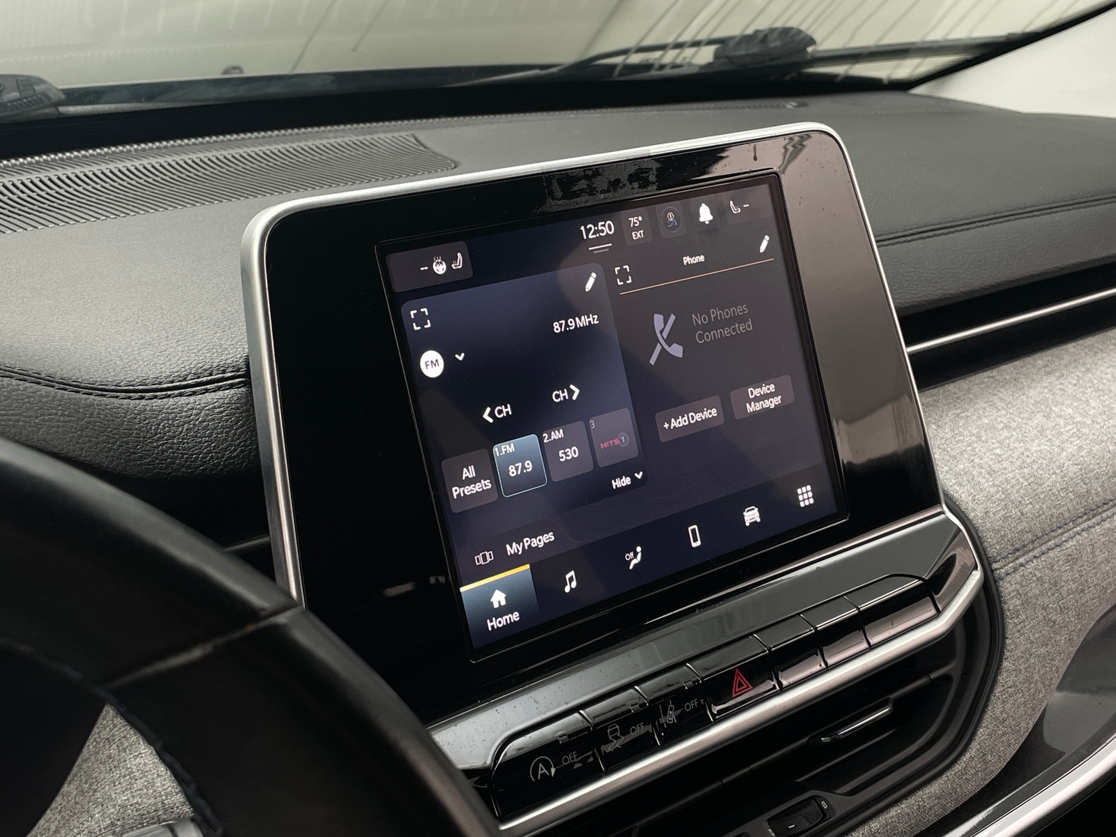 Thumbnail: 2022 Jeep Compass - 4