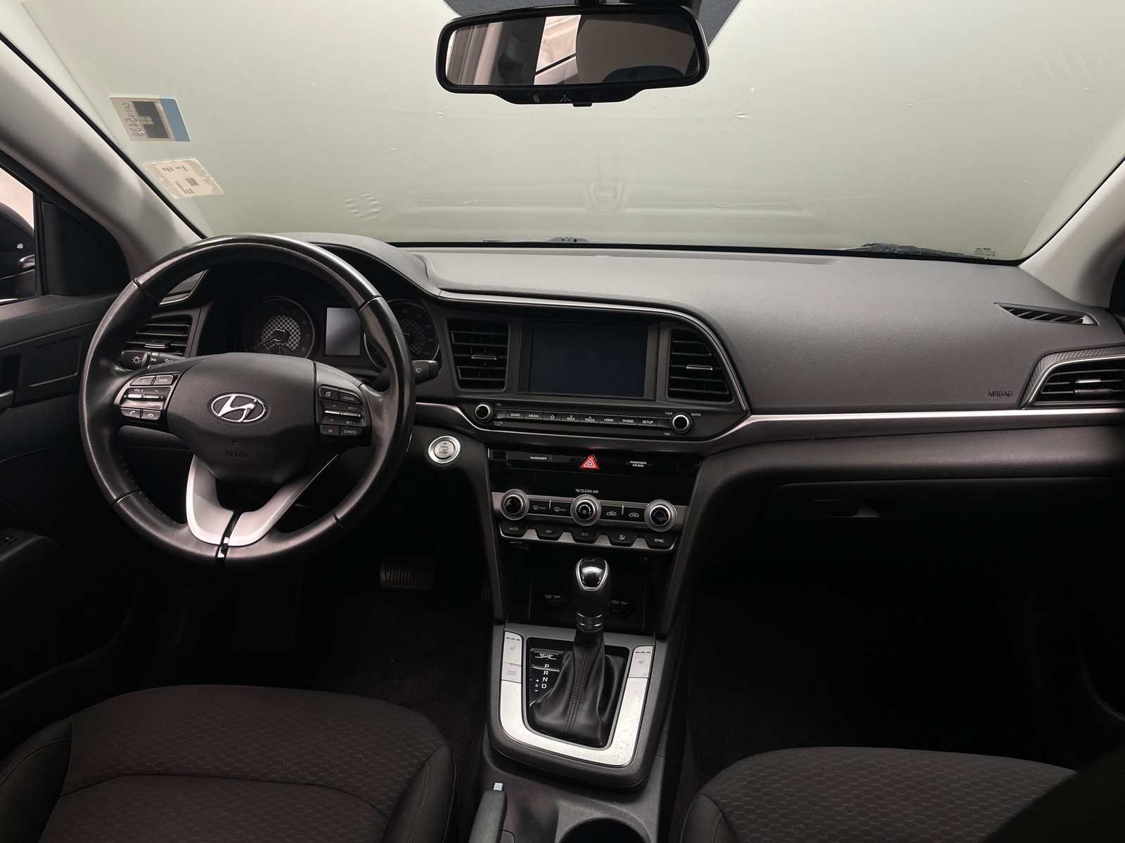 Thumbnail: 2019 Hyundai Elantra - 3
