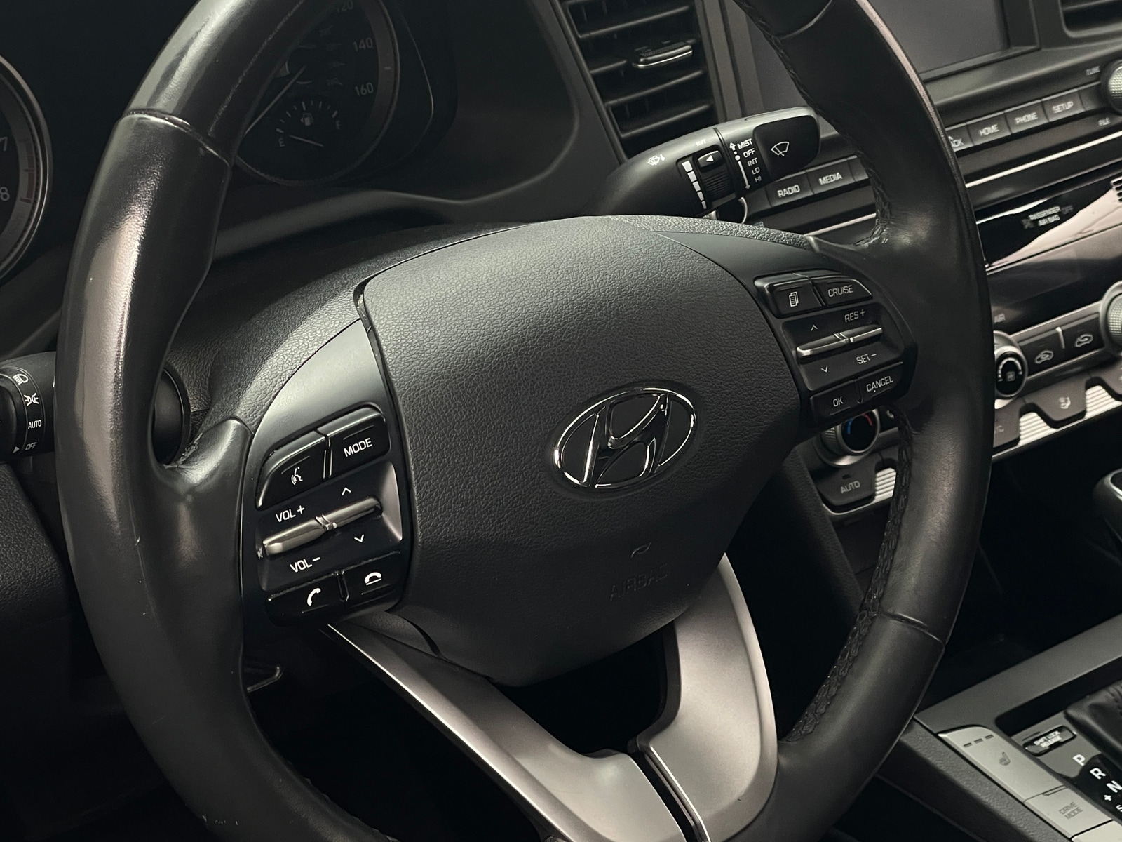 Thumbnail: 2019 Hyundai Elantra - 5