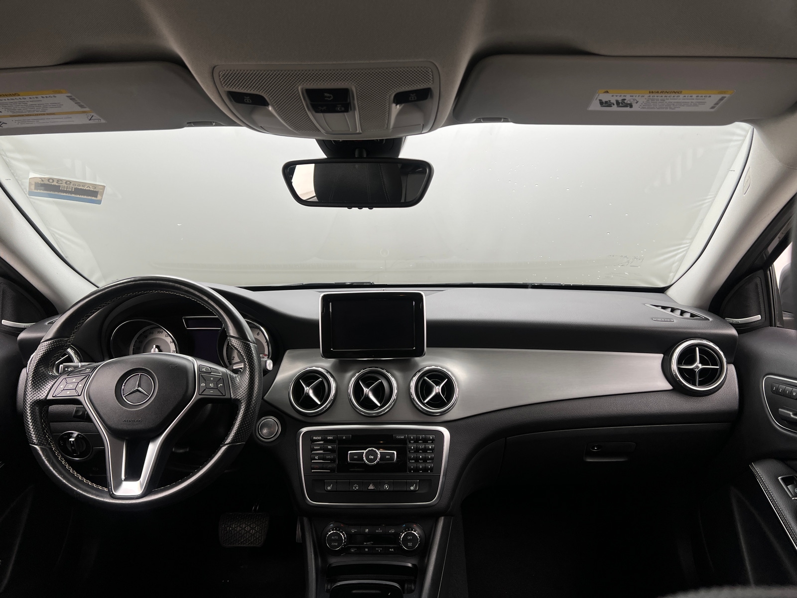 Thumbnail: 2015 Mercedes-Benz GLA - 2