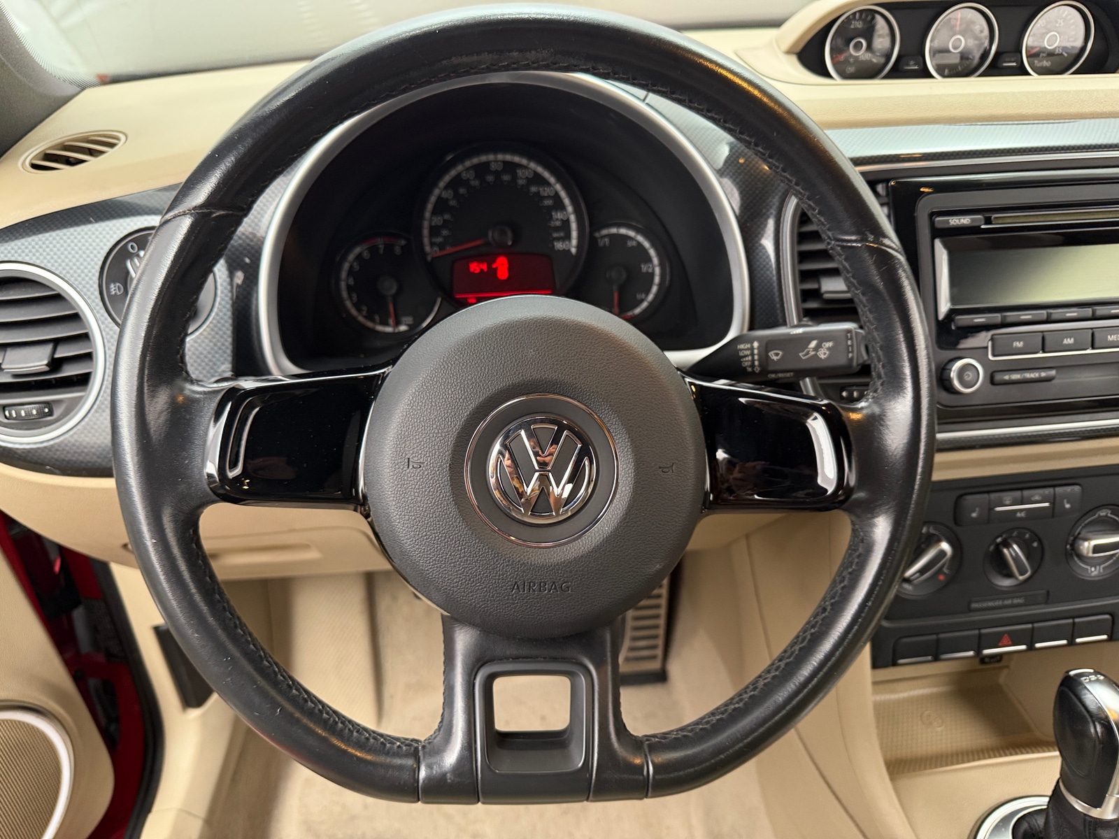 Thumbnail: 2013 Volkswagen Beetle - 4