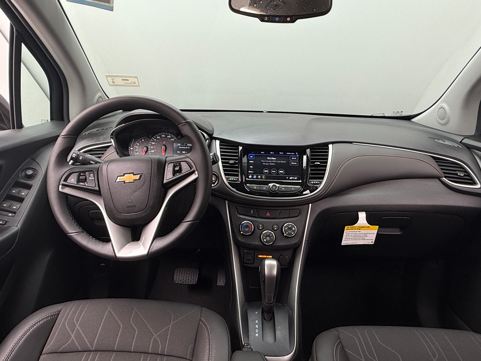Thumbnail: 2022 Chevrolet Trax - 3