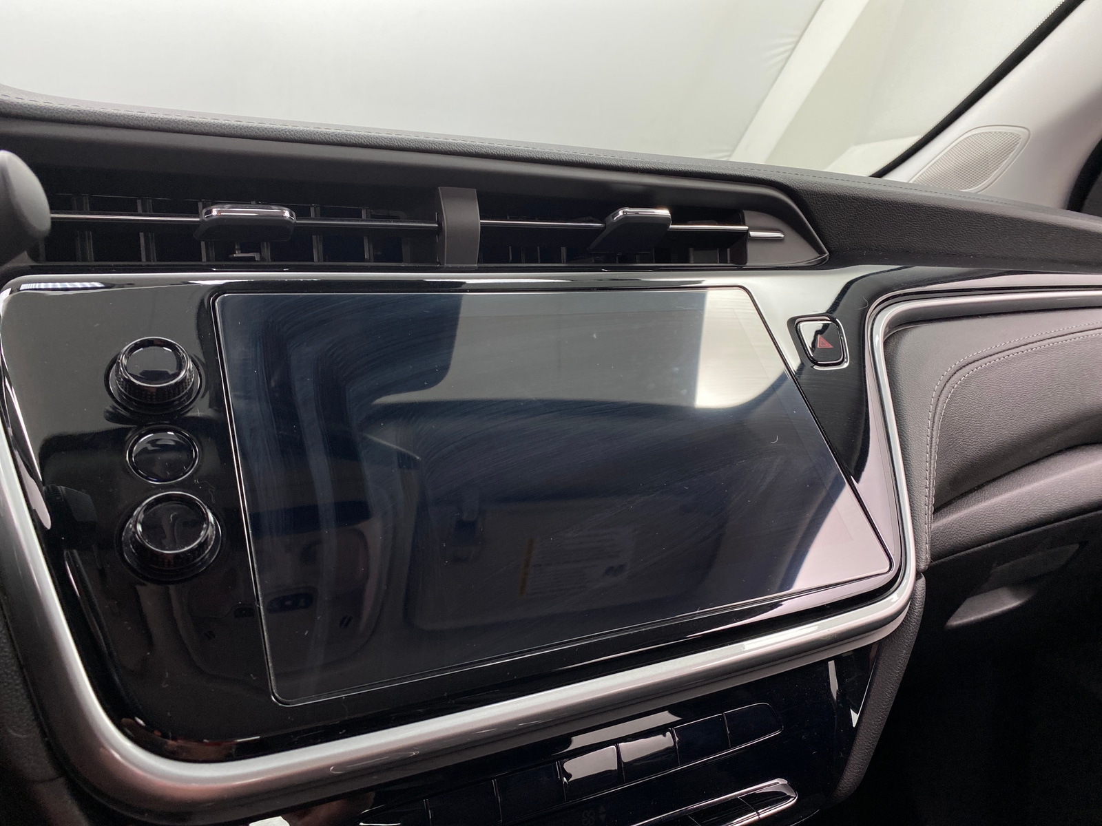 Thumbnail: 2023 Chevrolet Bolt EUV - 4