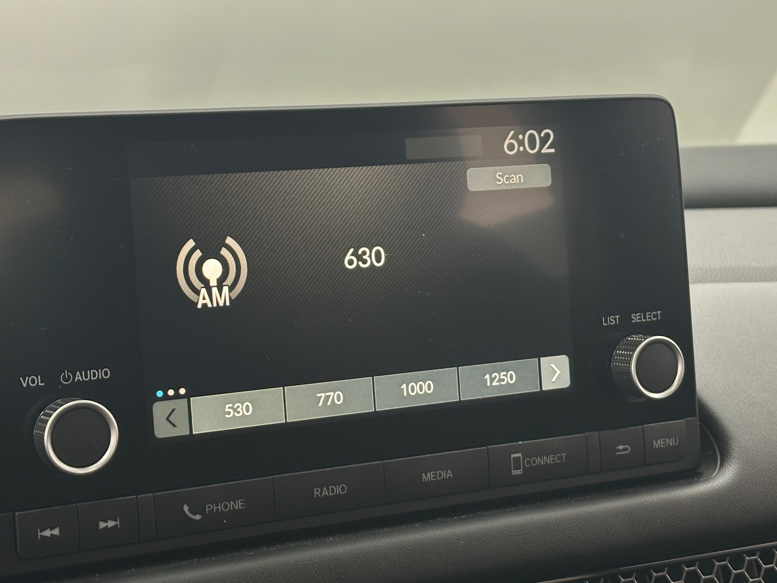 Thumbnail: 2023 Honda HR-V - 4