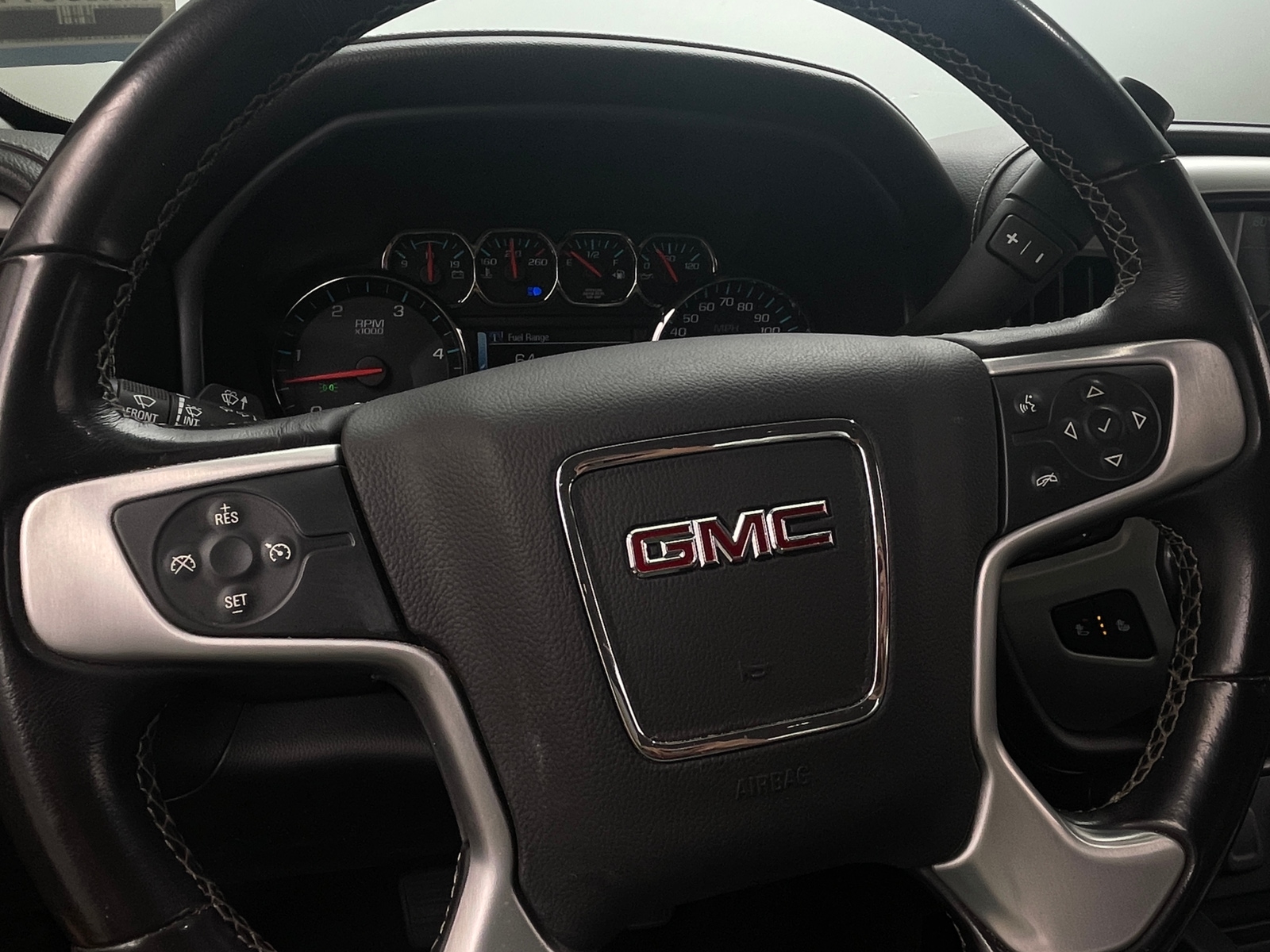 Thumbnail: 2018 GMC Sierra 2500 - 5