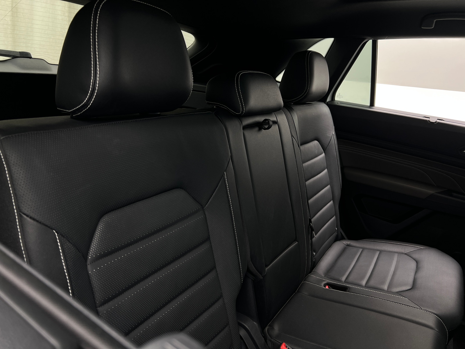 Thumbnail: 2021 Volkswagen Atlas - 5