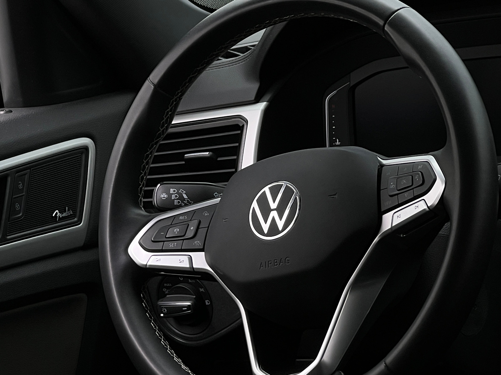 Thumbnail: 2021 Volkswagen Atlas - 4