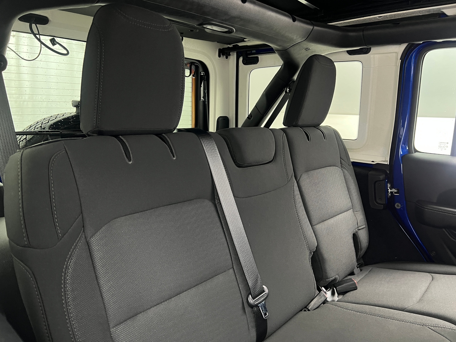 Thumbnail: 2019 Jeep Wrangler - 6
