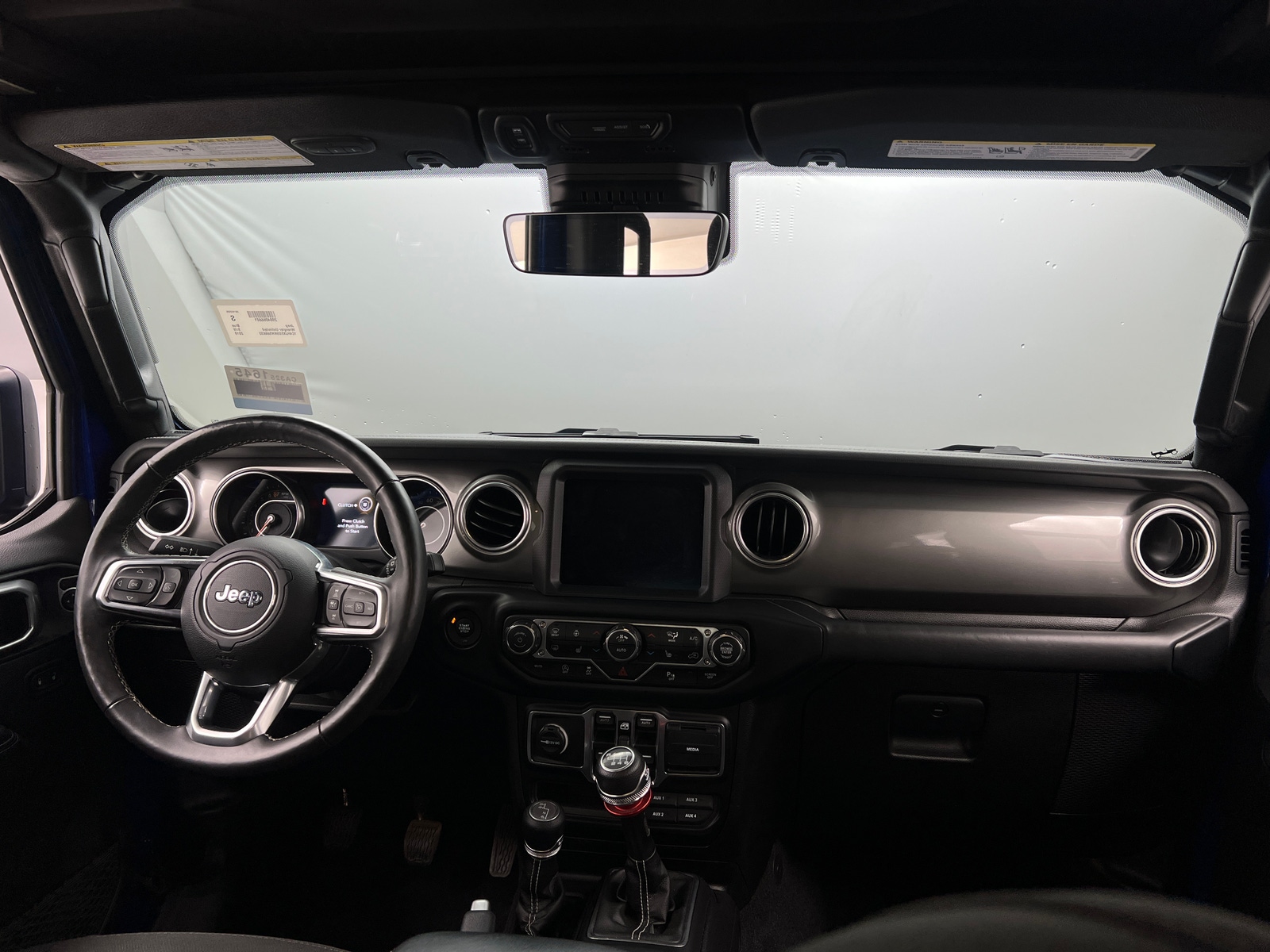 Thumbnail: 2019 Jeep Wrangler - 3