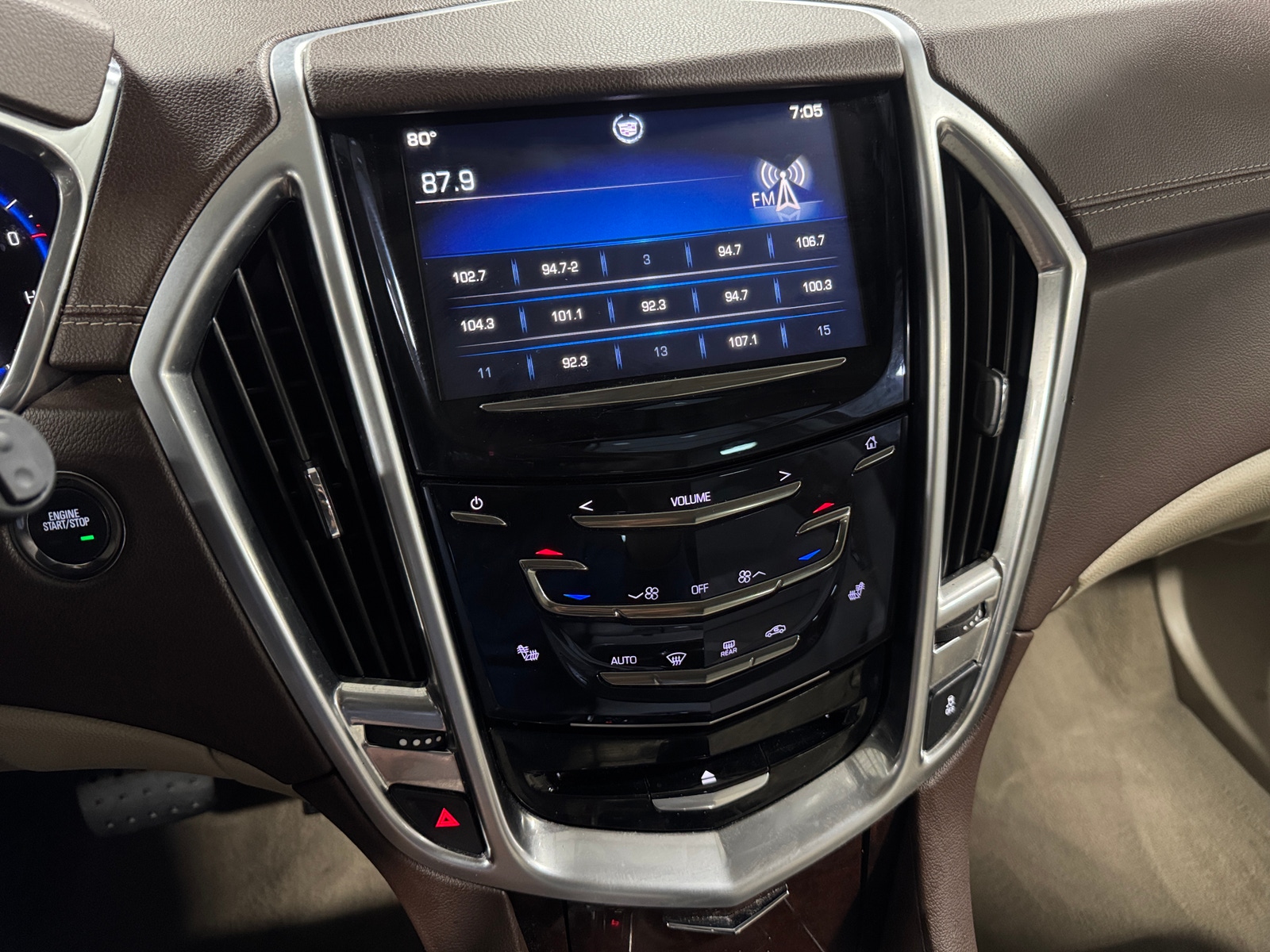 Thumbnail: 2014 Cadillac SRX - 3
