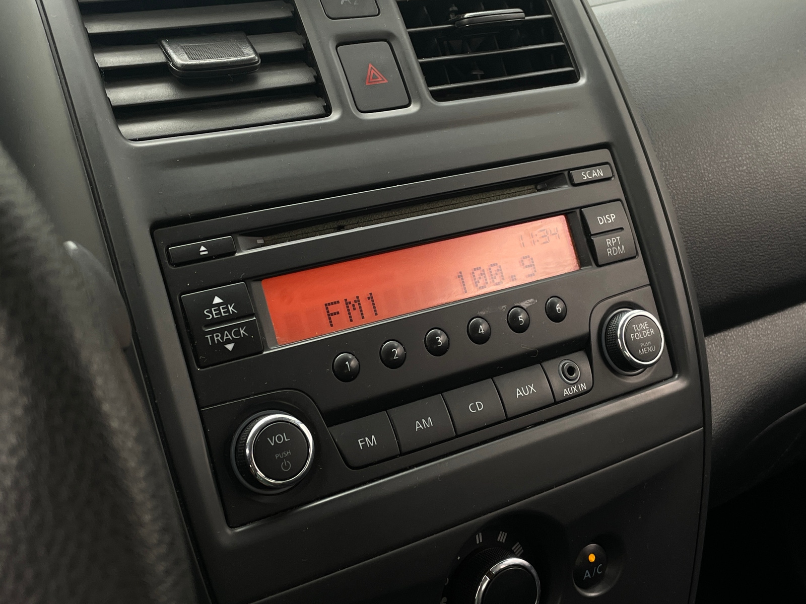 Thumbnail: 2016 Nissan Versa - 4