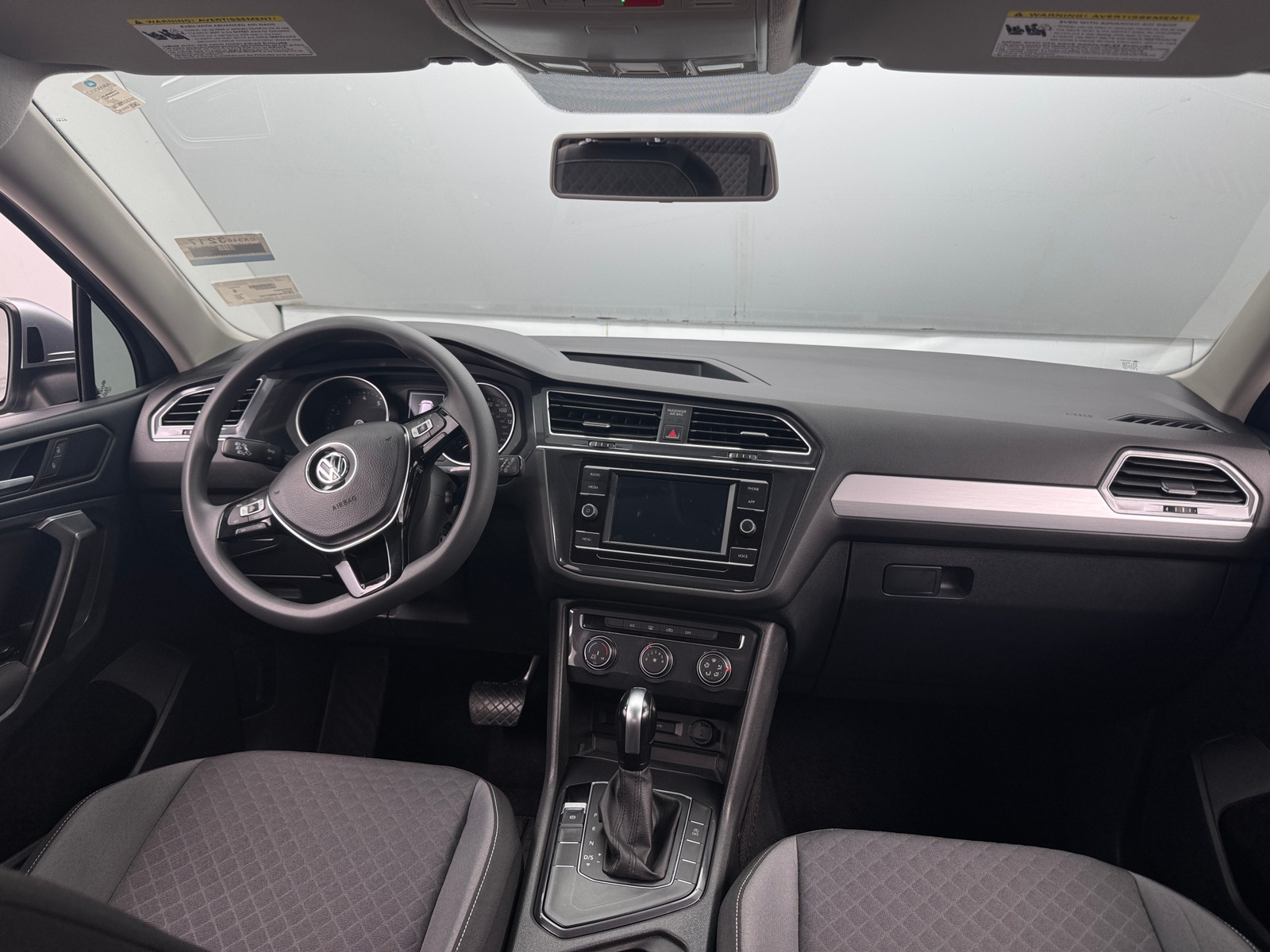 Thumbnail: 2021 Volkswagen Tiguan - 3