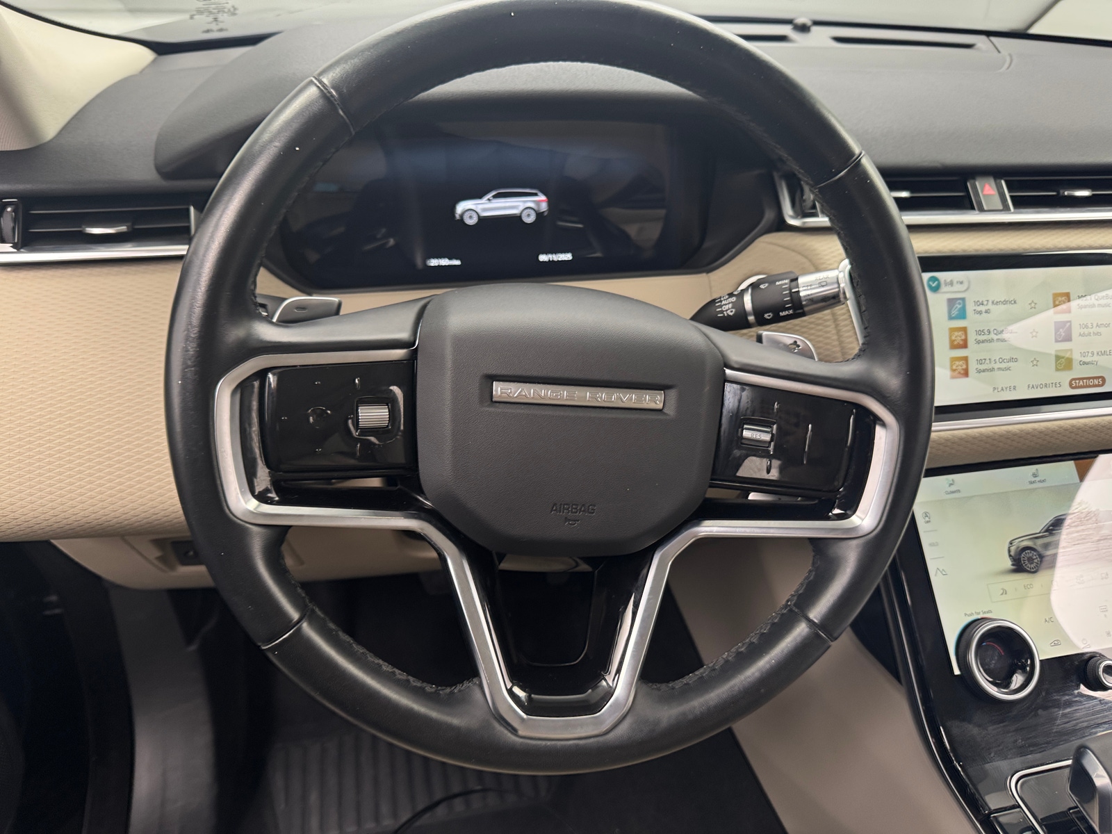Thumbnail: 2021 Land Rover Range Rover Velar - 4