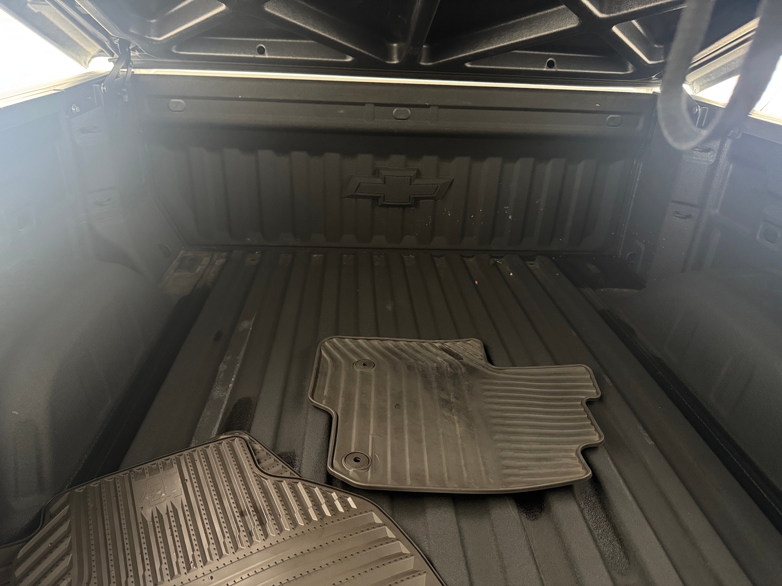 Thumbnail: 2019 Chevrolet Silverado 1500 - 6