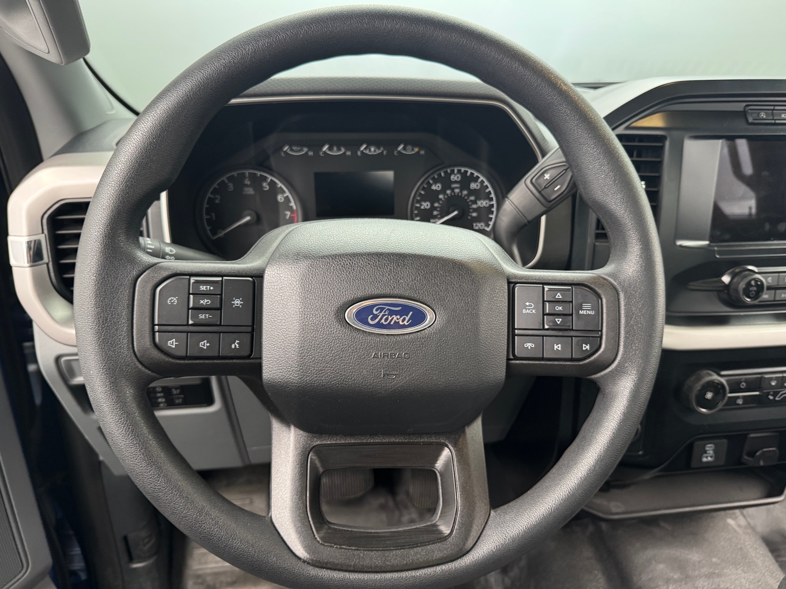 Thumbnail: 2023 Ford Econoline - 5