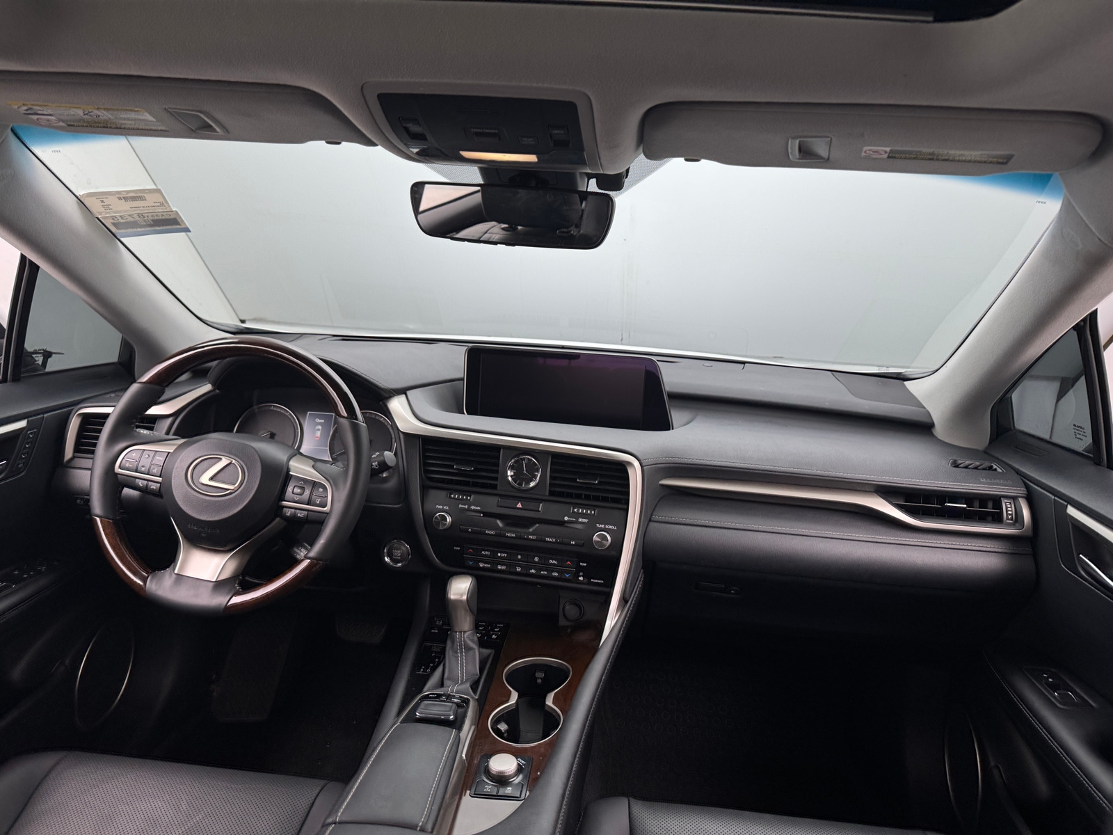 Thumbnail: 2018 Lexus RX - 3