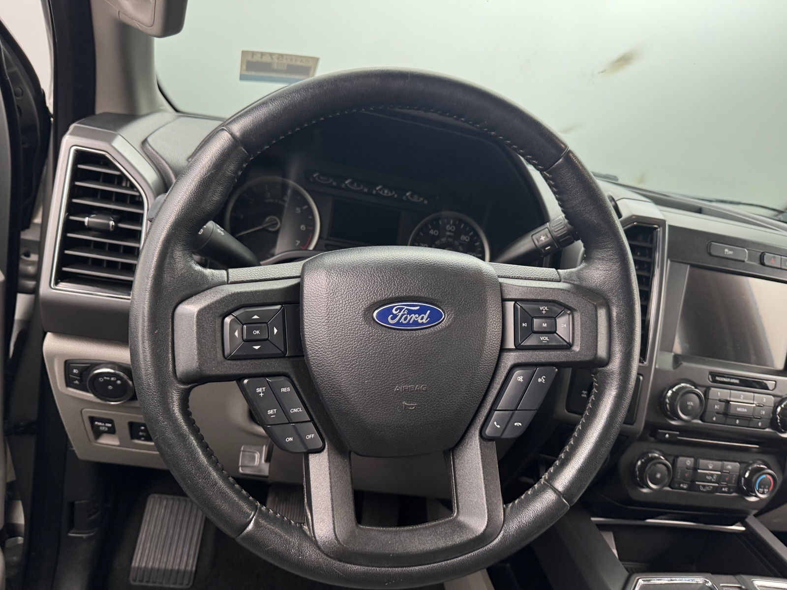 Thumbnail: 2018 Ford Econoline - 5