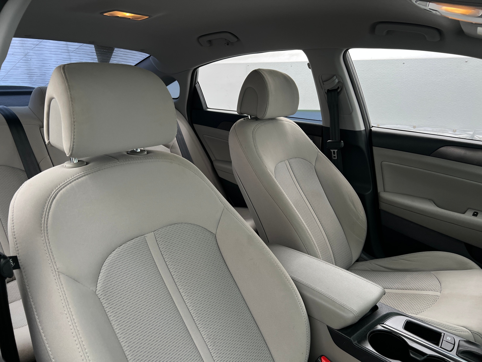 Thumbnail: 2016 Hyundai Sonata - 2
