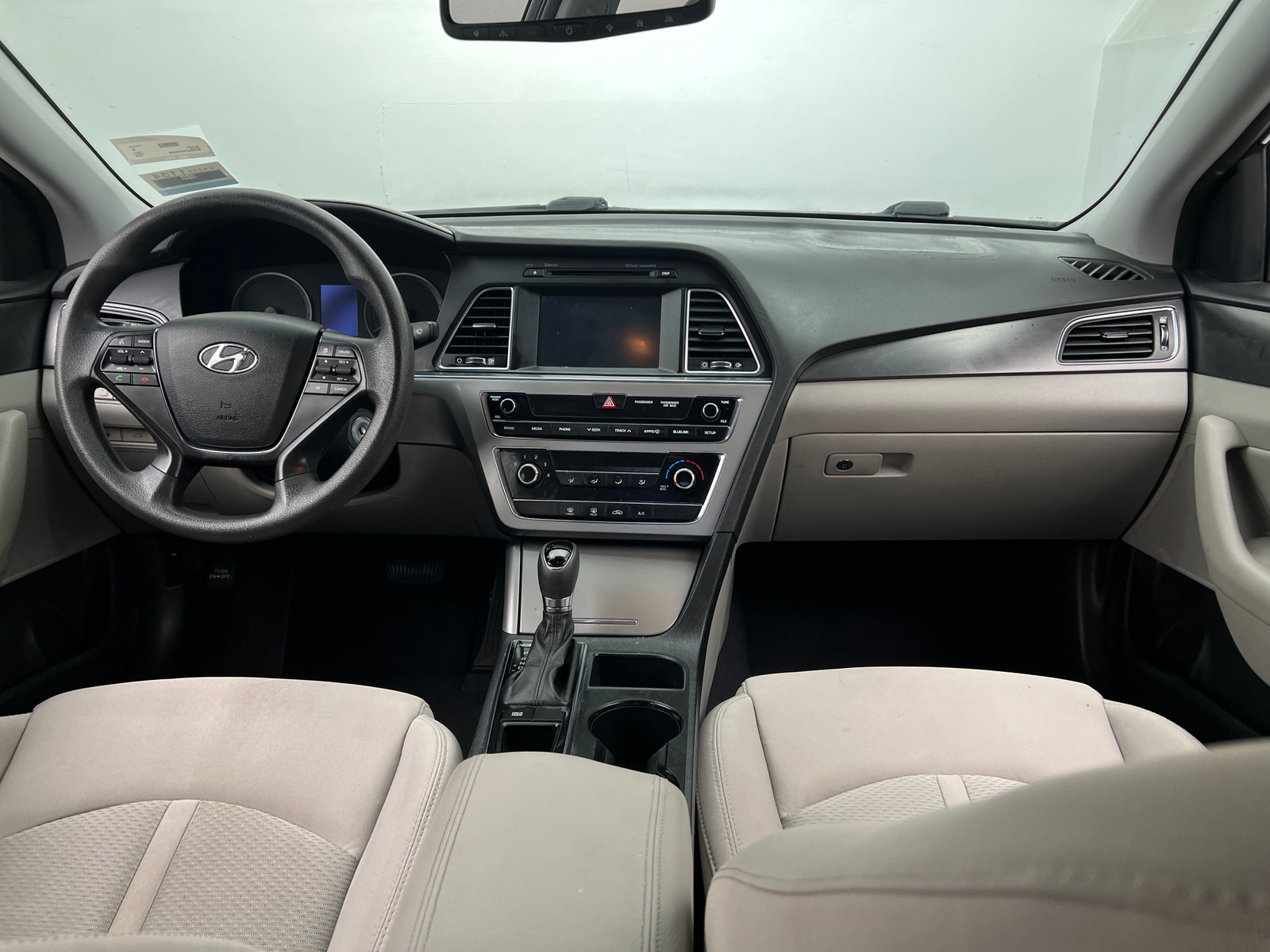 Thumbnail: 2016 Hyundai Sonata - 3