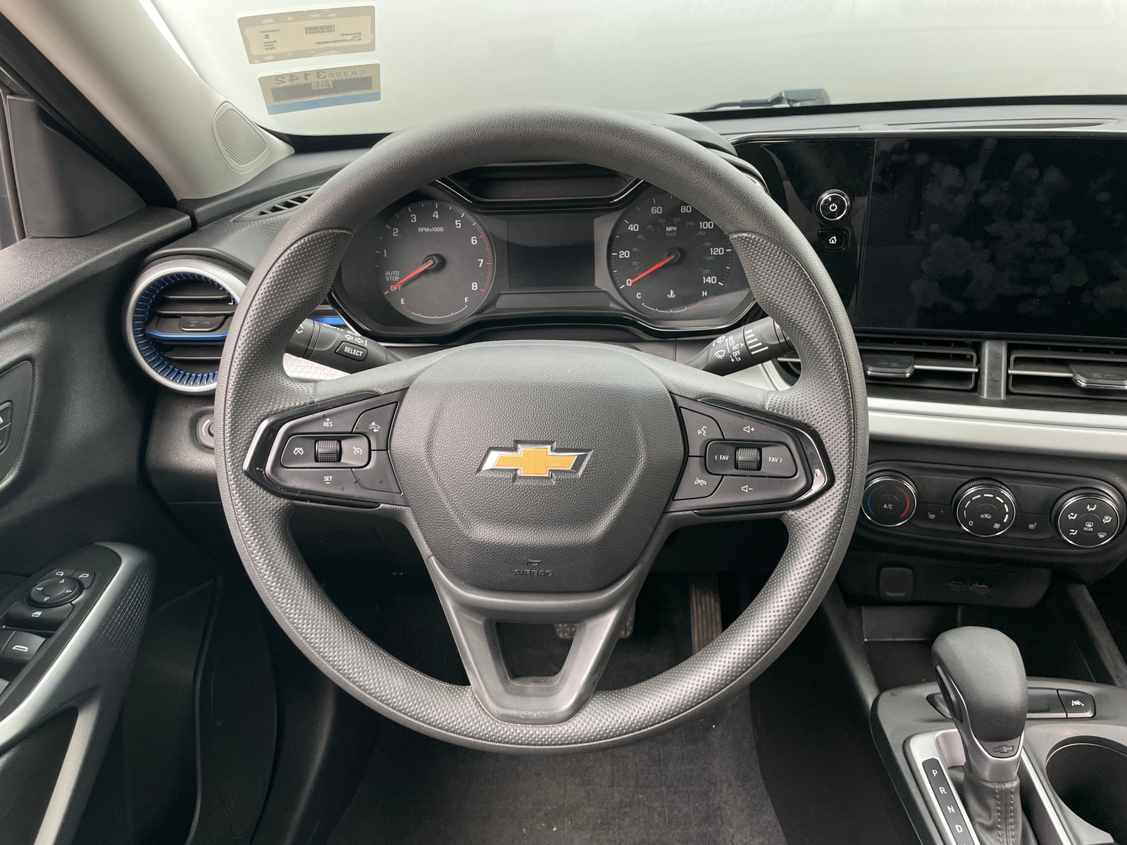 Thumbnail: 2025 Chevrolet Trax - 5