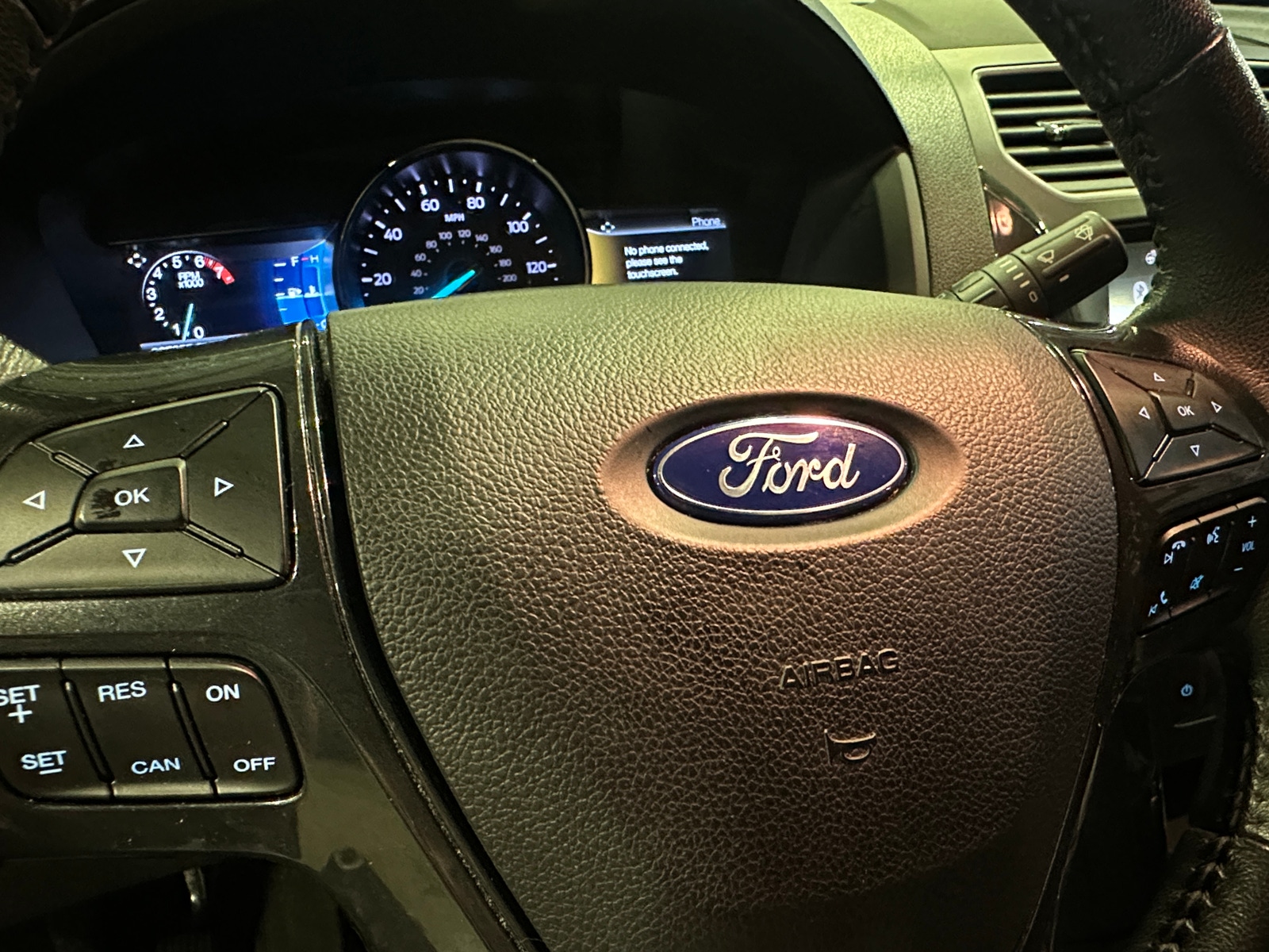 Thumbnail: 2019 Ford Explorer - 4