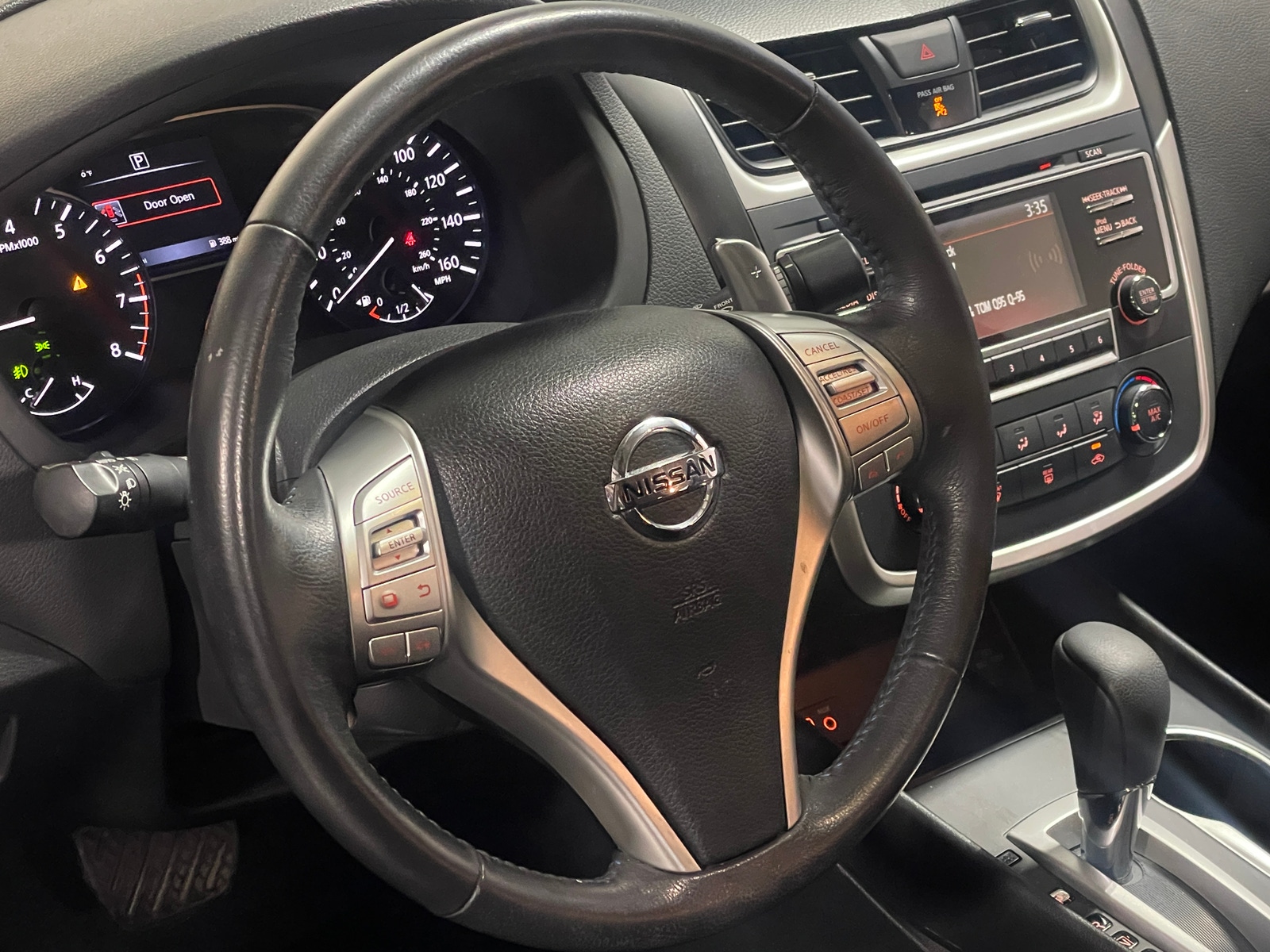 Thumbnail: 2017 Nissan Altima - 5