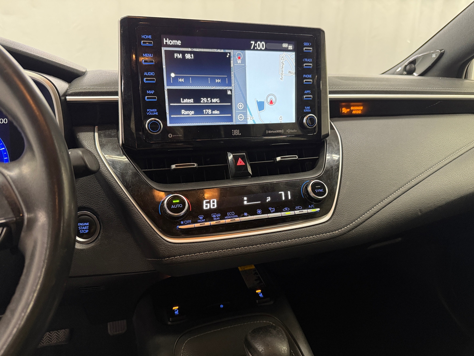 Thumbnail: 2019 Toyota Corolla - 3