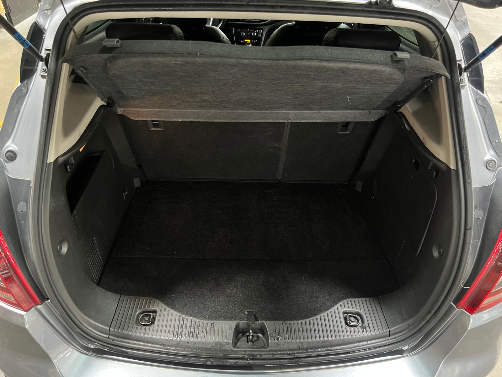 Thumbnail: 2019 Buick Encore - 6