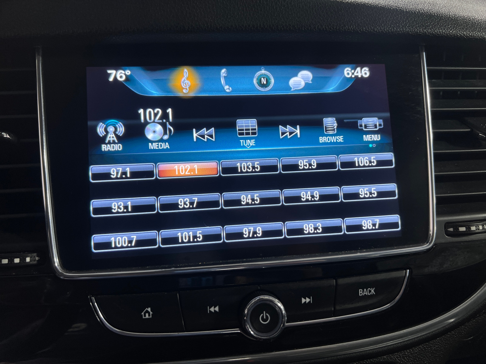 Thumbnail: 2019 Buick Encore - 3