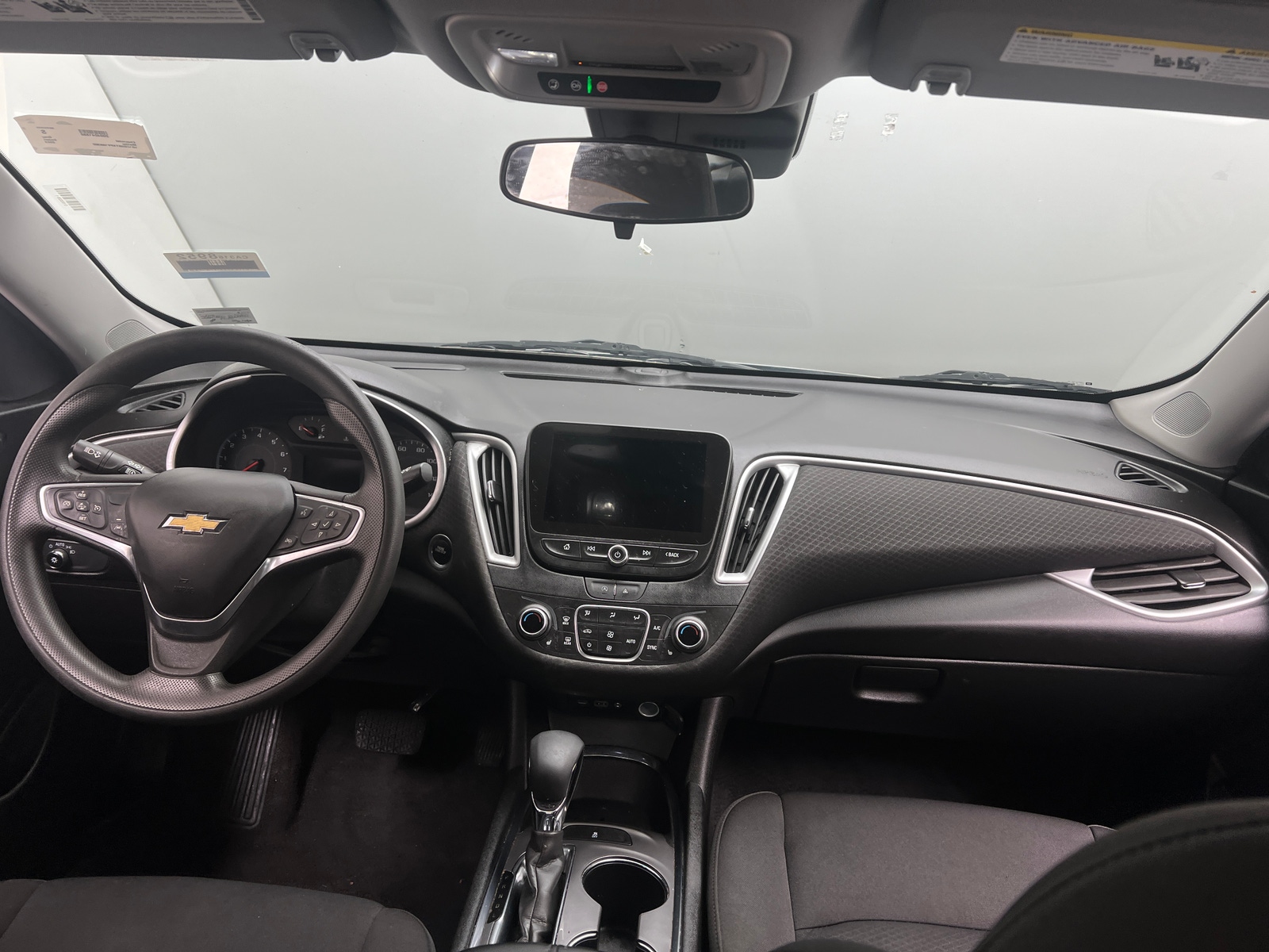 Thumbnail: 2023 Chevrolet Malibu - 3