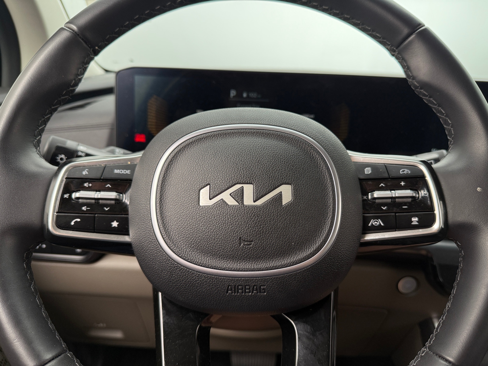 Thumbnail: 2025 Kia Carnival - 4