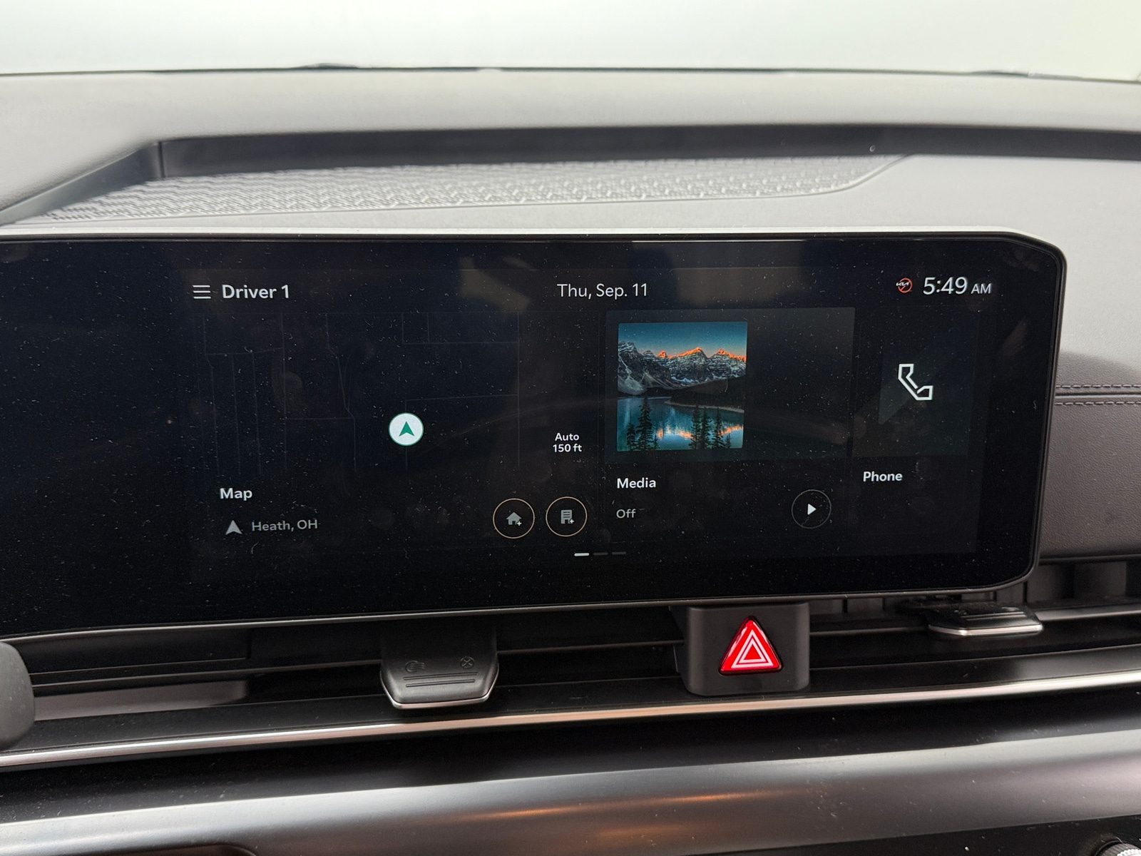 Thumbnail: 2025 Kia Carnival - 3