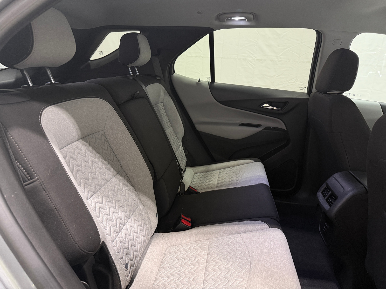Thumbnail: 2023 Chevrolet Equinox - 6
