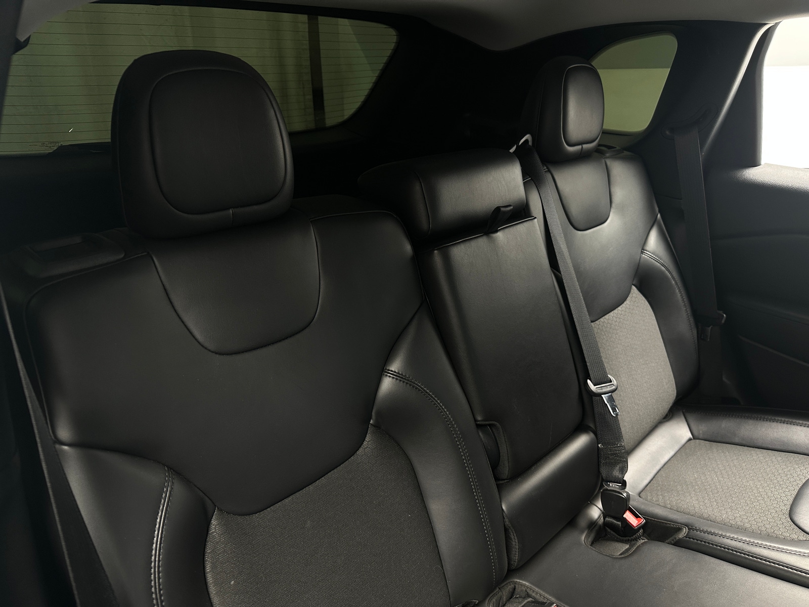 Thumbnail: 2020 Jeep Cherokee - 6