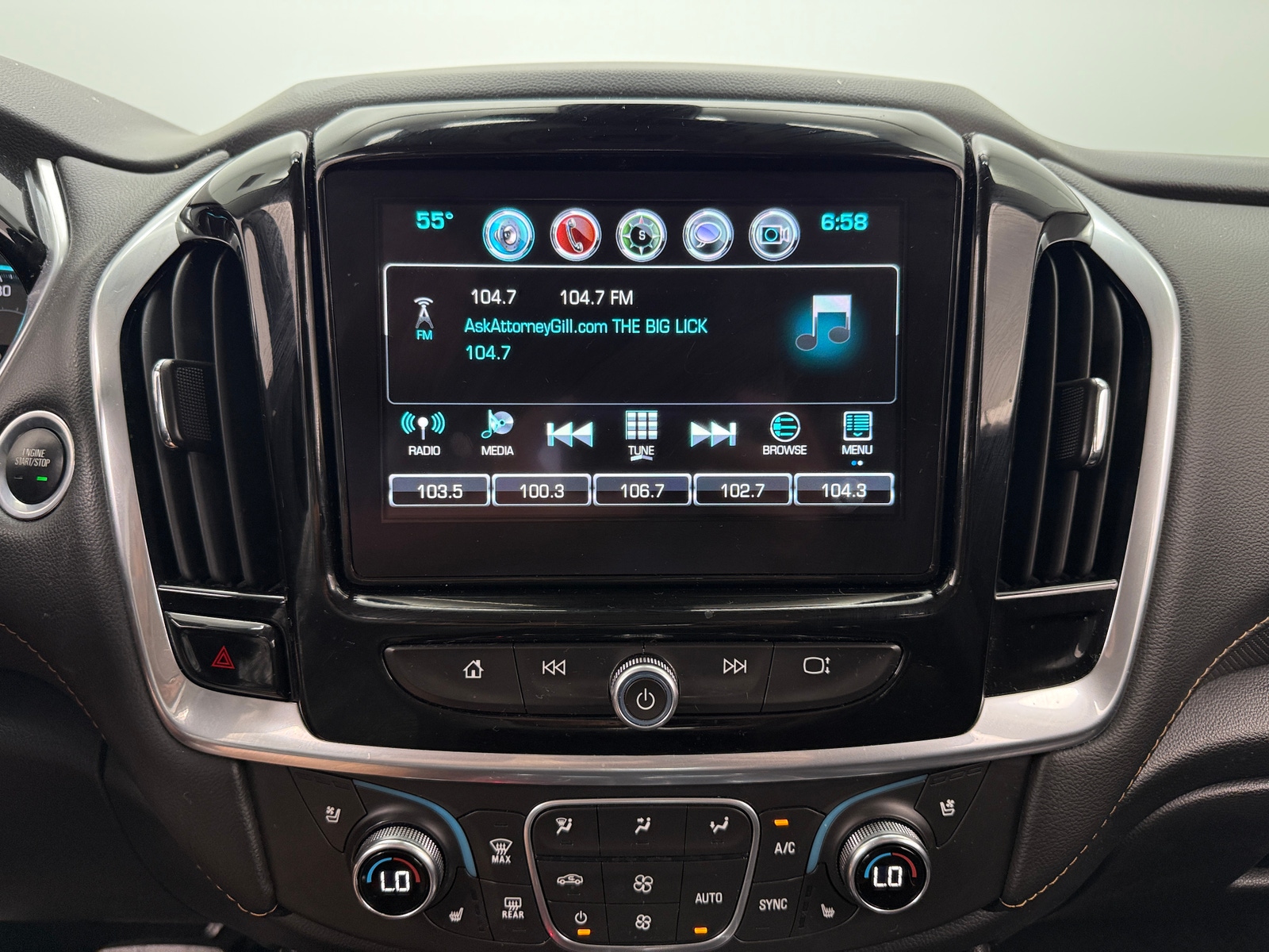 Thumbnail: 2019 Chevrolet Traverse - 3