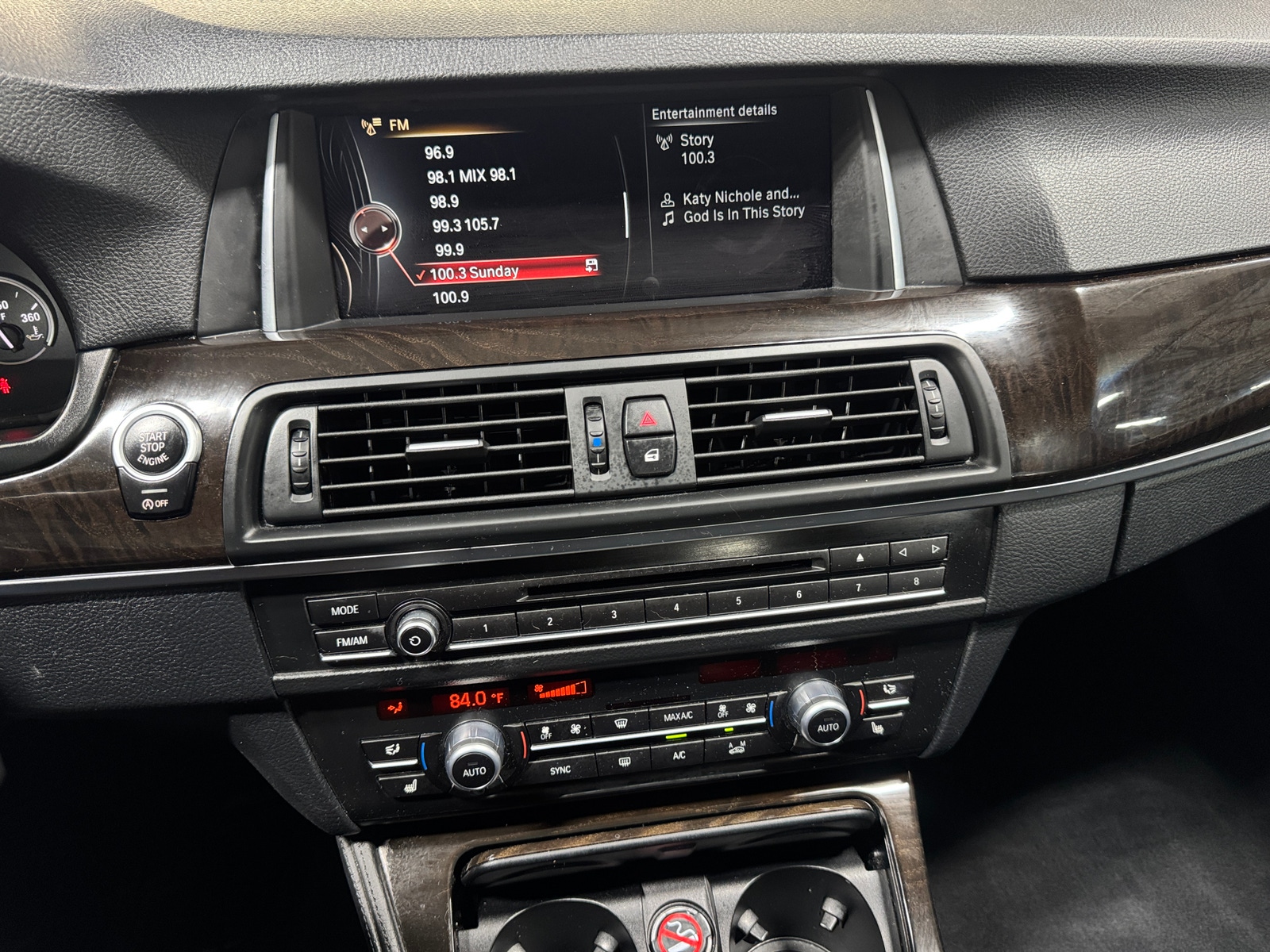 Thumbnail: 2015 BMW 5 Series - 3