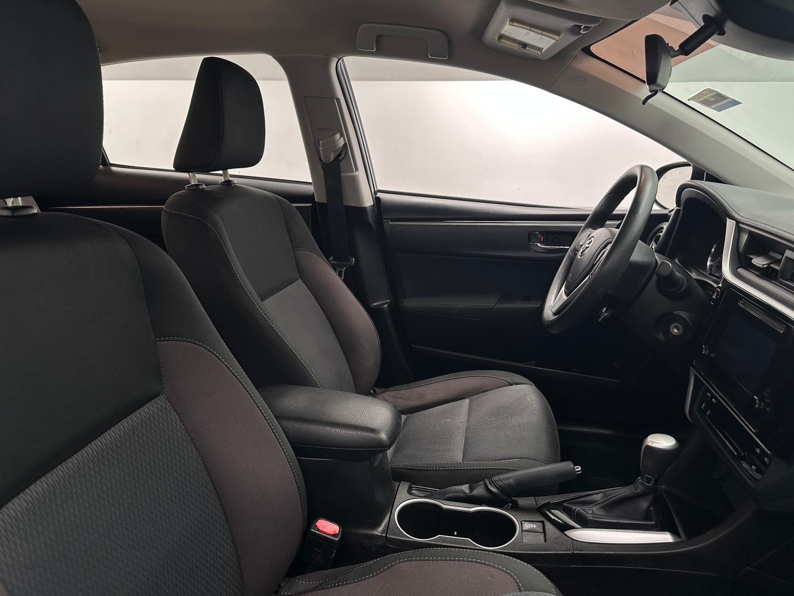 Thumbnail: 2017 Toyota Corolla - 2