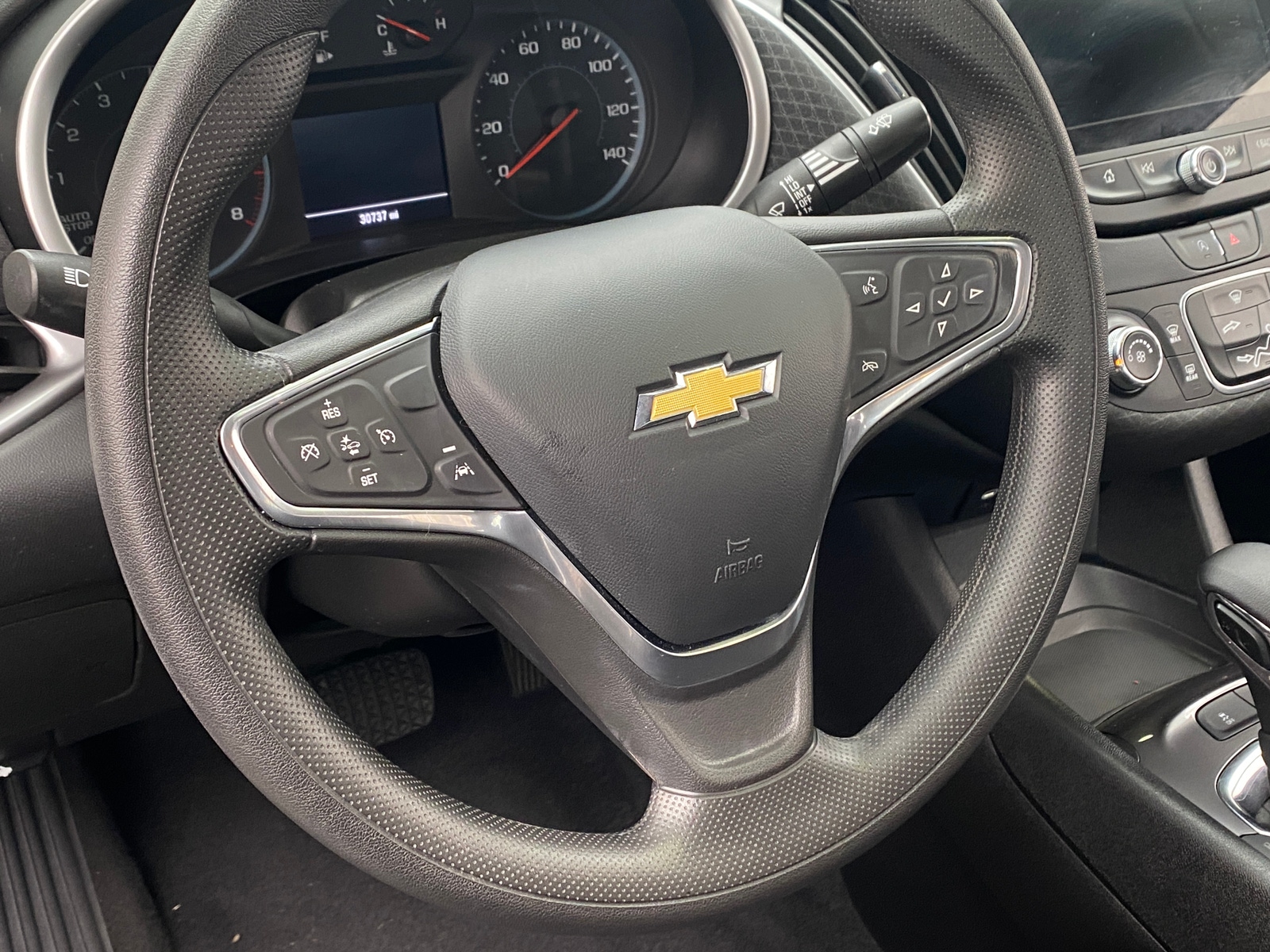 Thumbnail: 2023 Chevrolet Malibu - 5